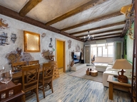 items-16098-1215938.jpg