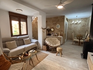 items-16234-1222388.jpg