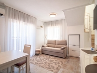 items-16594-1239093.jpg
